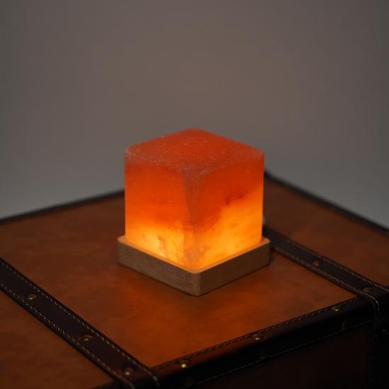 Himalayan salt lamp Square molding